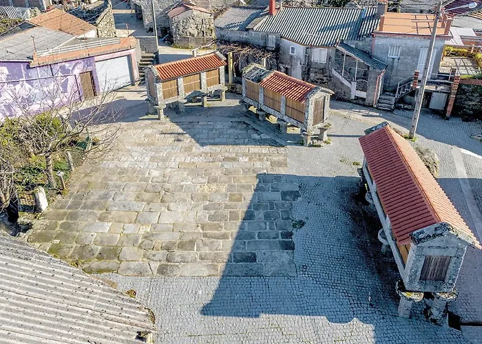 Casa Do Eiro Дом отдыха Ловьос